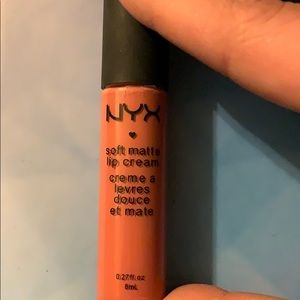 NYX soft matte lip cream